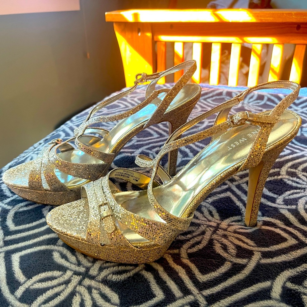 Nine West, Size 11, Sparley Silver Stilettos